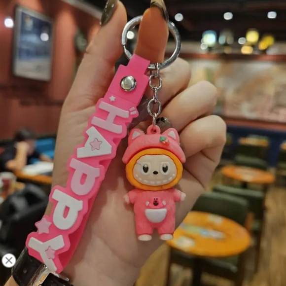 Fashionable Durable Plastic Keychain New - Picture 5 of 11